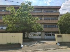 上尾市立東中学校