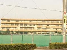 上尾市立東中学校