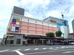 イオン　ラブラ万代店