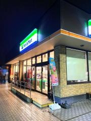 ファミリーマート　上郷ＳＡ上り店