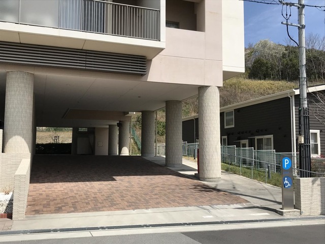 みどりの丘 施設外観