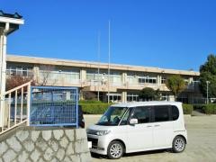 加納岩小学校