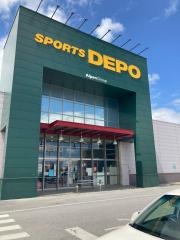 スポーツデポ　具志川店
