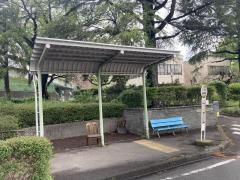 「保土ケ谷野球場前」バス停留所