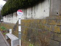 「亀ケ丘」バス停留所