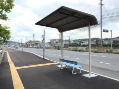 「花岡」バス停留所