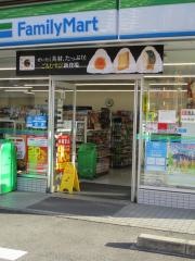 ファミリーマート　名古屋東大曽根店