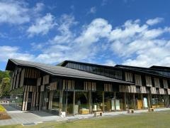 梼原町立図書館（雲の上の図書館）