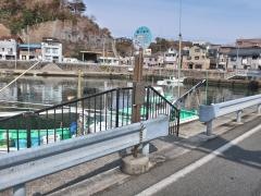 「椿の御所」バス停留所