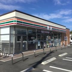セブンイレブン　豊川竹下店