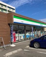 ファミリーマート　今治城前店