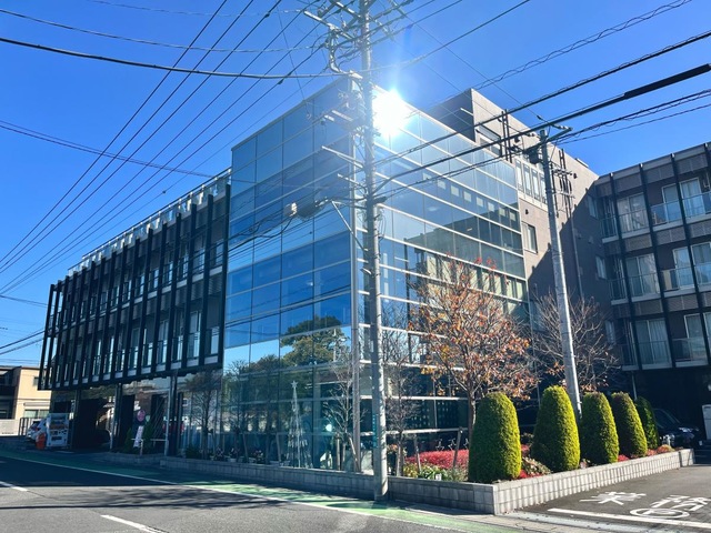 介護付有料老人ホーム　メディカルフローラ岩槻 建物全景