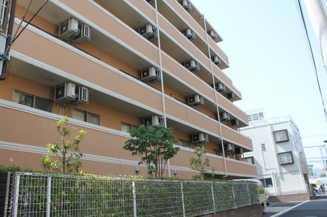 ファミニューすみだ文花 施設外観