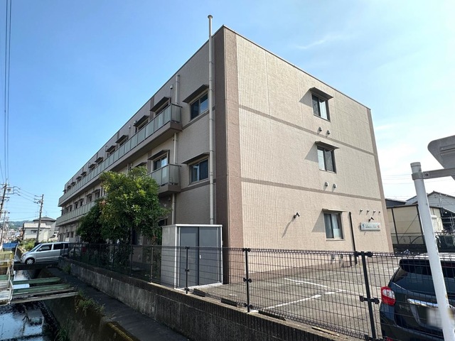 介護付有料老人ホームふるーら清水 施設外観