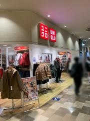 ユニクロ　ペリエ稲毛店