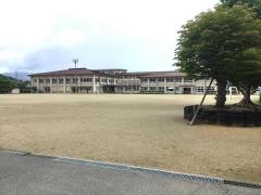 花里小学校