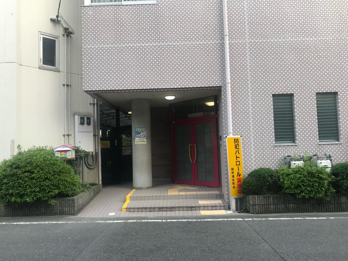 入り口