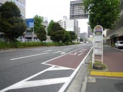 「高島町」バス停留所