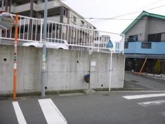 「天使幼稚園」バス停留所