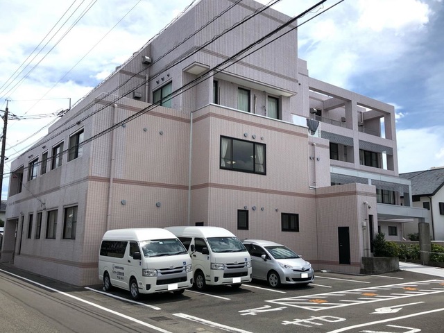 グループホームにじの樹 建物全景