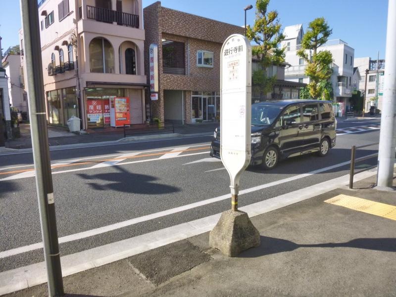 バス停外観