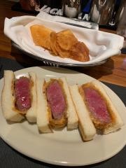 Ｅｎｐｉｒｅ　Ｓｔｅａｋ　Ｈｏｕｓｅ　Ｒｏｐｐｏｎｇｉ