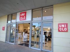 ユニクロ　エミフルMASAKI店