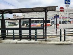 「津久野駅前」バス停留所