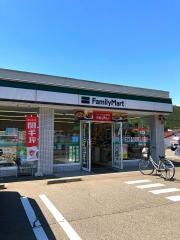 ファミリーマート　郡上愛宕店