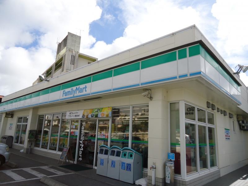沖縄のコンビニと言えばファミリーマート！