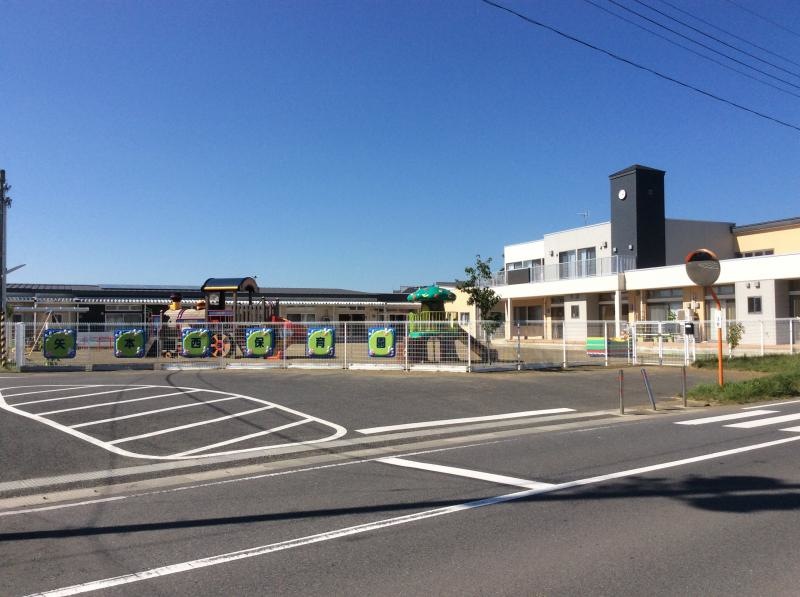 南西側の看板です。