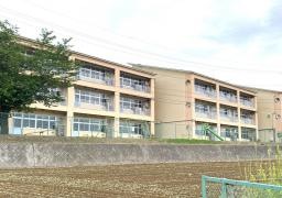 久下田小学校