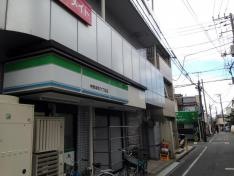 ファミリーマート　中野本町六丁目店