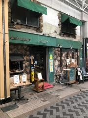 マコト