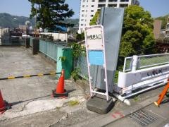 「仲見世入口」バス停留所