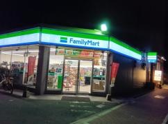 ファミリーマート　東淀川瑞光店