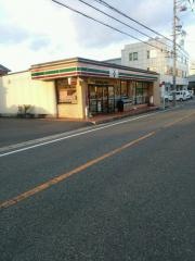 セブンイレブン　名古屋中汐田店