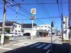 セブンイレブン　名古屋中汐田店