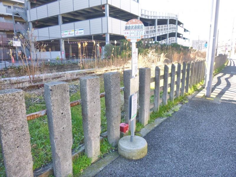 バス停外観