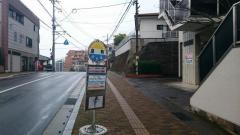 「泉町」バス停留所