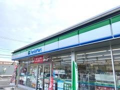 ファミリーマート　四日市城西町店