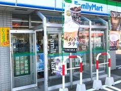ファミリーマート　青森小柳三丁目店