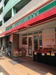 ローソンストア100　板橋本町店