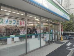 ファミリーマート　大津膳所駅前店