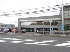 西日本三菱自動車販売茨木店