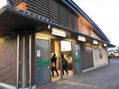 東北福祉大前駅