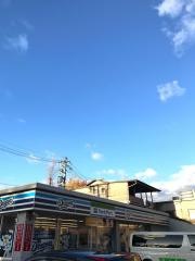ファミリーマート　ナゴヤドーム前店
