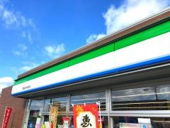 ファミリーマート　美濃加茂中富町店