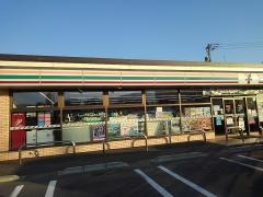 セブンイレブン　屋代団地店