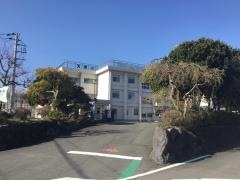 天間小学校